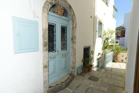 Apartment Old Traditional House Mandraki (Nisyros)