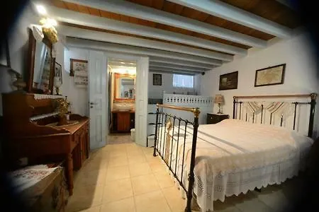 Old Traditional House Mandraki  Exterior photo